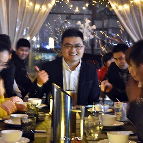 年會就是一場飆演技的大戲，你今年出演了嗎？ 21/32